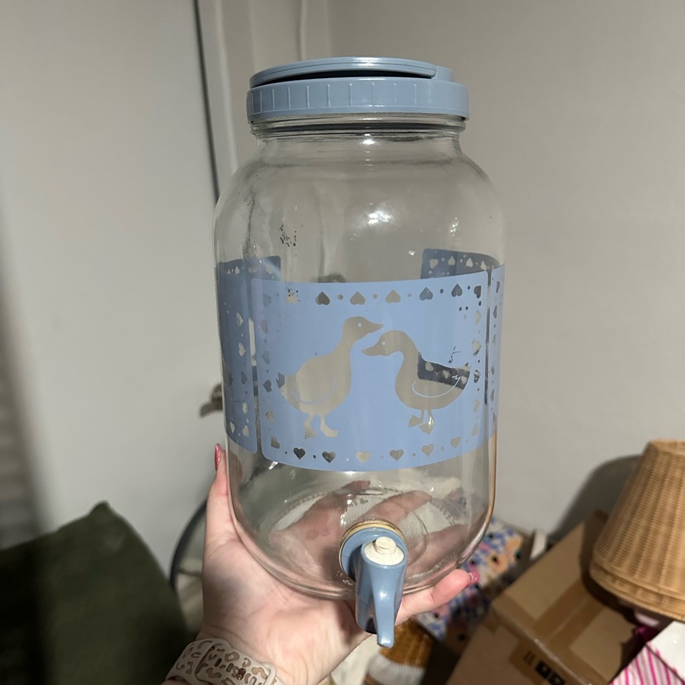 Vintage Blue Duck Design Glass Beverage Dispenser